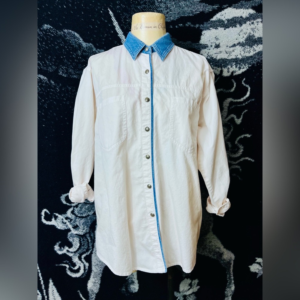 VTG 1990s Wrangler White Shirt with Blue Denim Collar